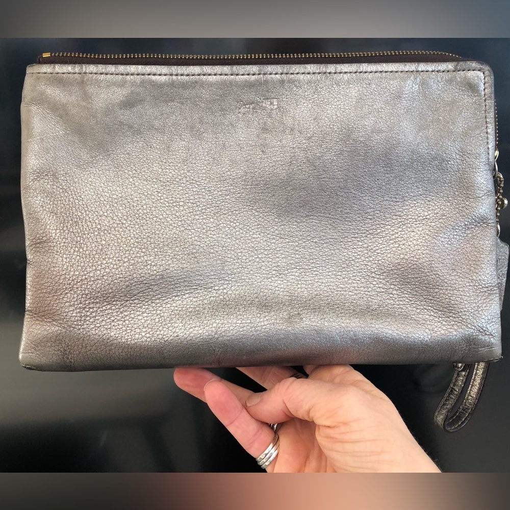 Coach zipped pouch
